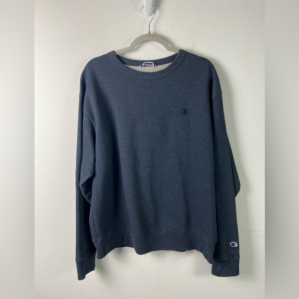 Champion Authentic Athleticwear Blue Crewneck Hiking Walking Fall Sweatshirt